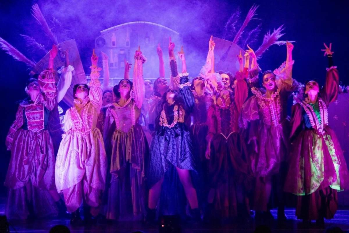 Character Acting Studio by Niovi Spyridaki / Νιόβη Σπυριδάκη / Νιοβη Σπυριδακη - Philenews Like Interview