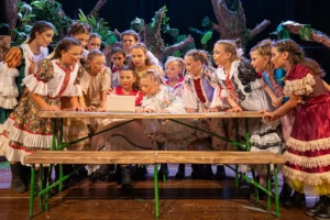 Character Acting Studio by Niovi Spyridaki / Νιόβη Σπυριδάκη / Νιοβη Σπυριδακη - Performance: Embers and Threads