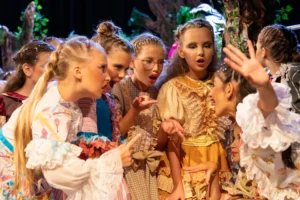 Character Acting Studio by Niovi Spyridaki / Νιόβη Σπυριδάκη / Νιοβη Σπυριδακη - Performance: Embers and Threads