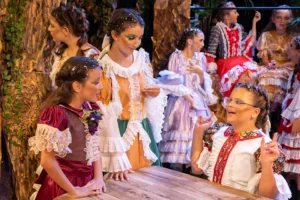 Character Acting Studio by Niovi Spyridaki / Νιόβη Σπυριδάκη / Νιοβη Σπυριδακη - Performance: Embers and Threads