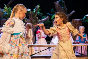 Character Acting Studio by Niovi Spyridaki / Νιόβη Σπυριδάκη / Νιοβη Σπυριδακη - Performance: Embers and Threads