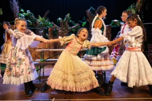 Character Acting Studio by Niovi Spyridaki / Νιόβη Σπυριδάκη / Νιοβη Σπυριδακη - Performance: Embers and Threads