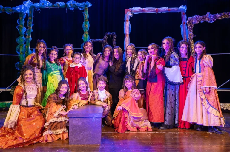 Character Acting Studio by Niovi Spyridaki / Νιόβη Σπυριδάκη / Νιοβη Σπυριδακη - Performance: Typical Night